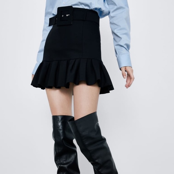 Dresses & Skirts - NEW ZARA PLEATED HEM MINI SKIRT